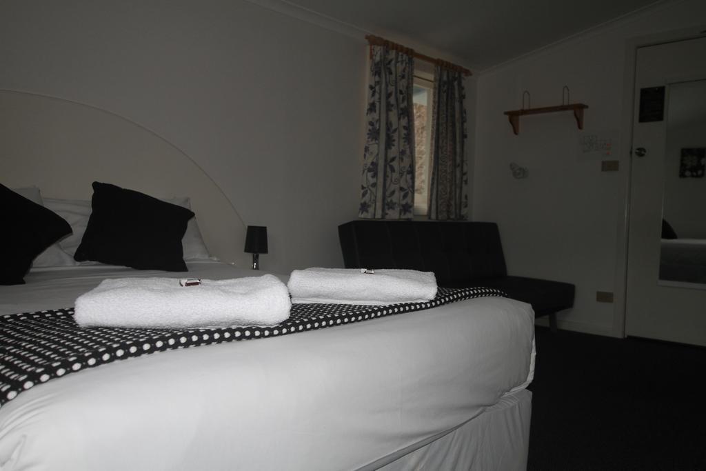 Black Bear Inn Thredbo Exterior foto