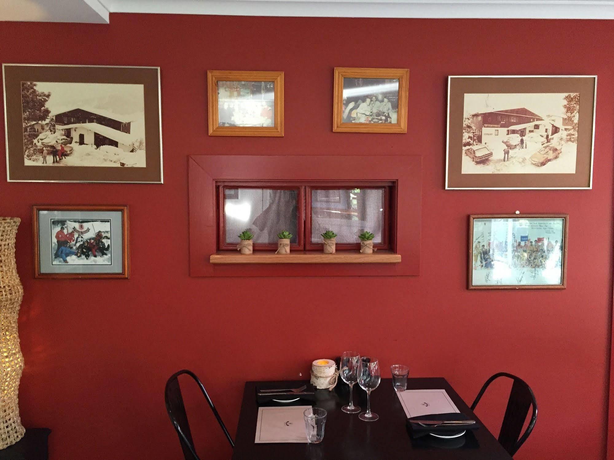 Black Bear Inn Thredbo Exterior foto
